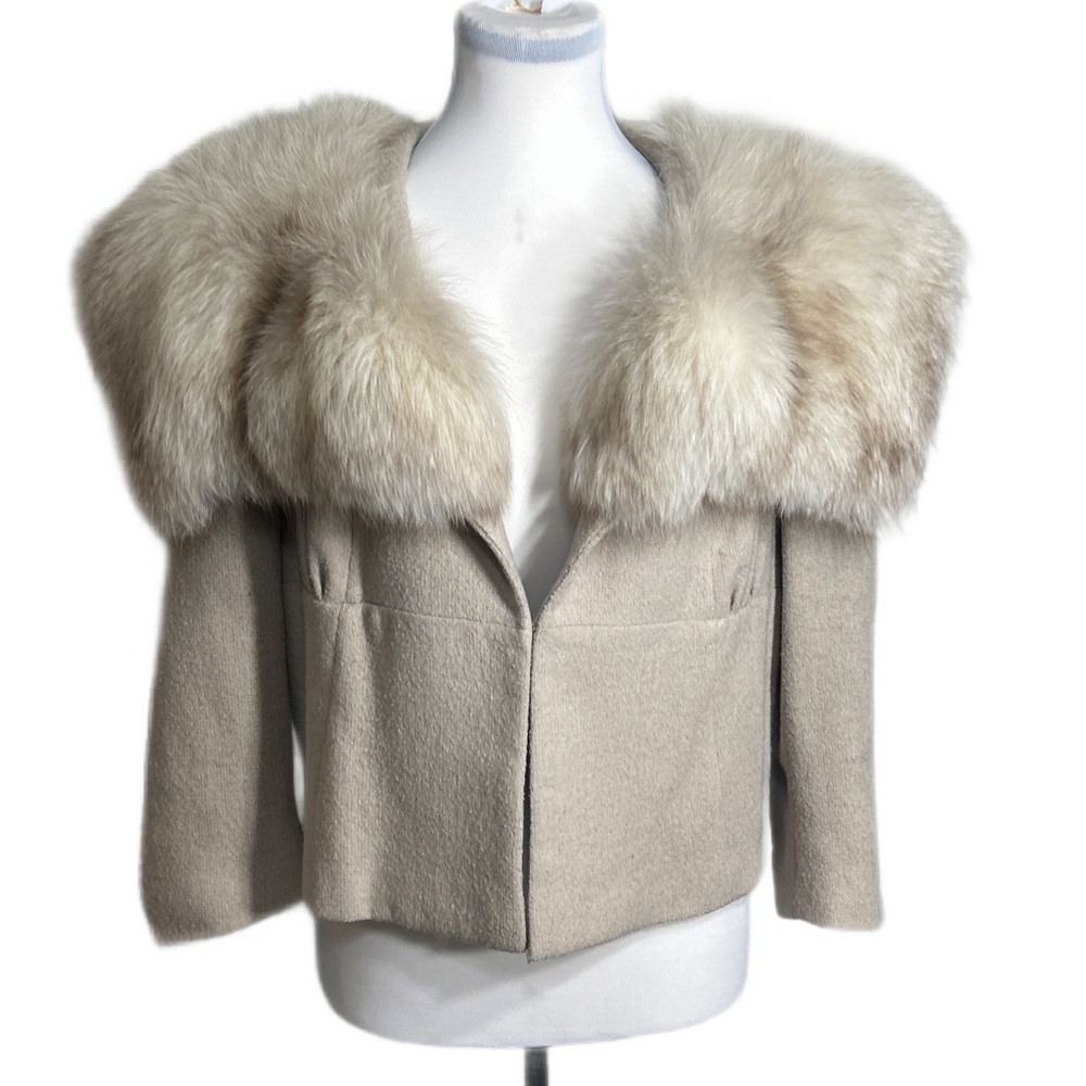 Vintage Elegant Blazer with Large Fox Fur Collar